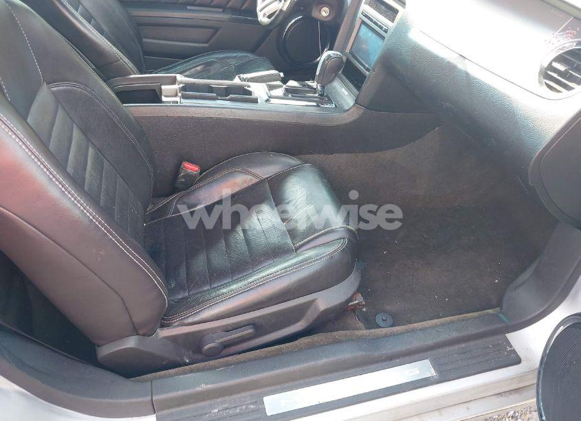 Photo 5 of 2014 Ford Mustang V6 PREMIUM (VIN 1ZVBP8AM4E5265015)