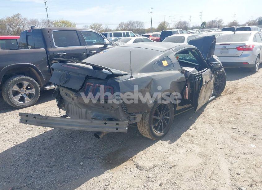 Photo 4 of 2014 Ford Mustang V6 PREMIUM (VIN 1ZVBP8AM4E5304802)