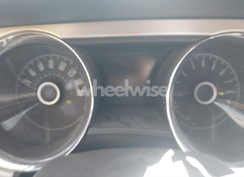 Photo 7 of 2014 Ford Mustang V6 PREMIUM (VIN 1ZVBP8AM4E5304802)