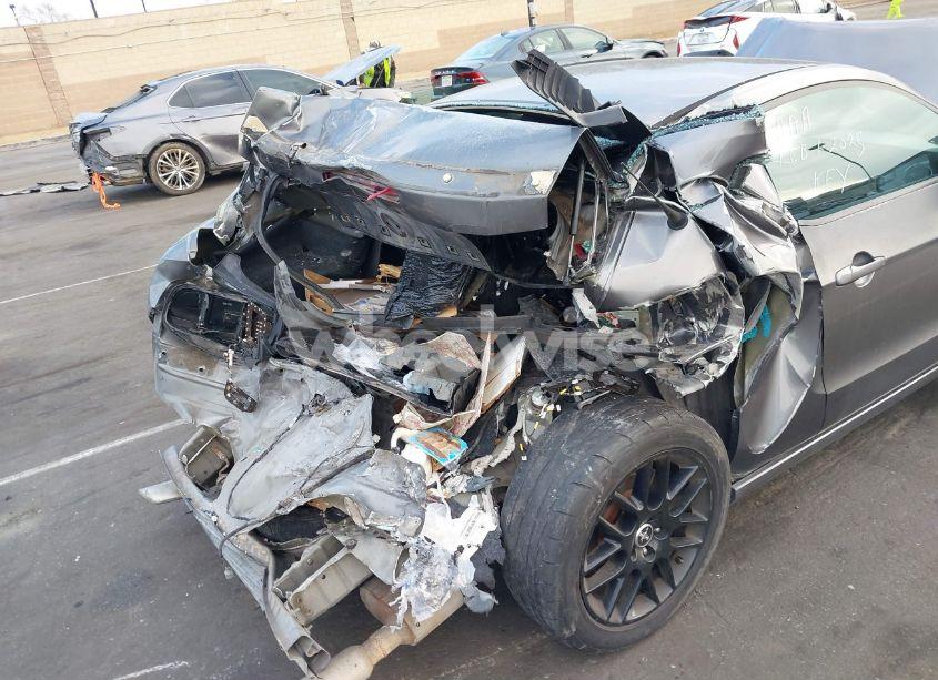 Photo 6 of 2014 Ford Mustang V6 (VIN 1ZVBP8AM4E5329375)