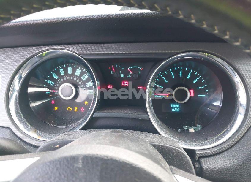 Photo 7 of 2014 Ford Mustang V6 (VIN 1ZVBP8AM4E5329375)