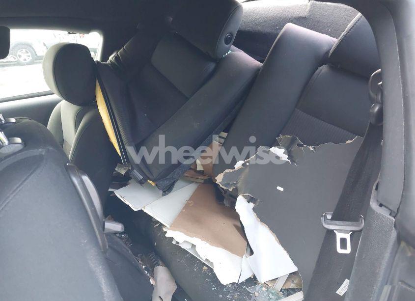 Photo 8 of 2014 Ford Mustang V6 (VIN 1ZVBP8AM4E5329375)