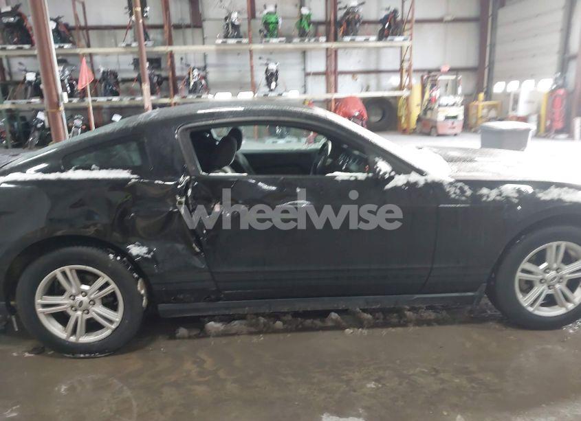 Photo 12 of 2011 Ford Mustang V6 (VIN 1ZVBP8AM5B5136311)