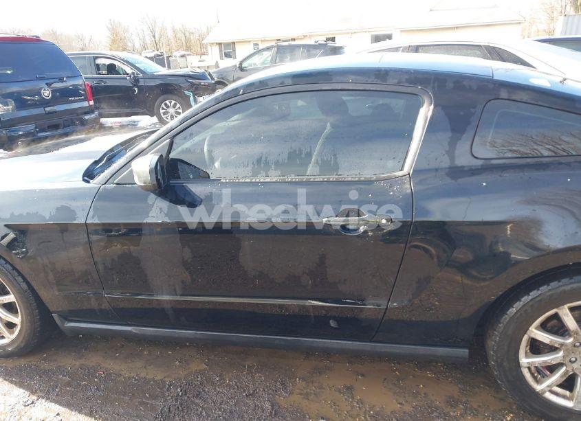 Photo 14 of 2011 Ford Mustang V6 (VIN 1ZVBP8AM5B5150824)