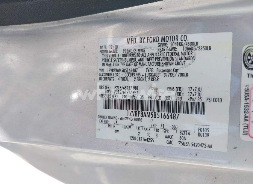 Photo 9 of 2011 Ford Mustang V6 PREMIUM (VIN 1ZVBP8AM5B5166487)