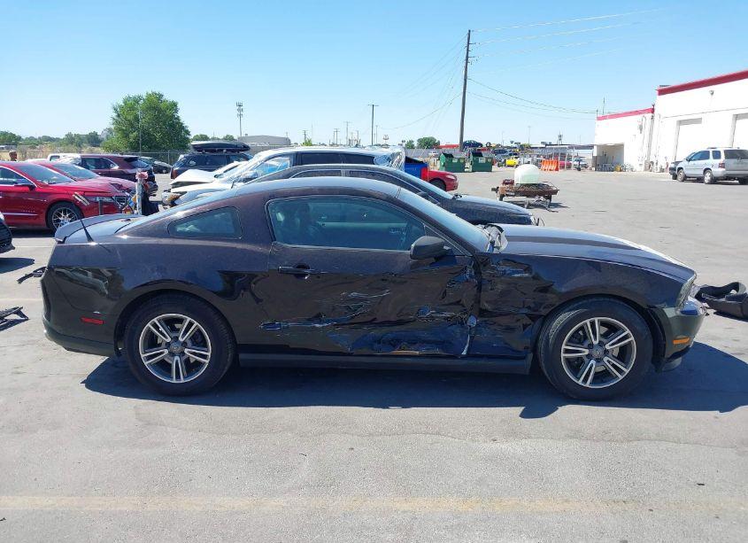 Photo 13 of 2012 Ford Mustang V6 PREMIUM (VIN 1ZVBP8AM5C5206410)