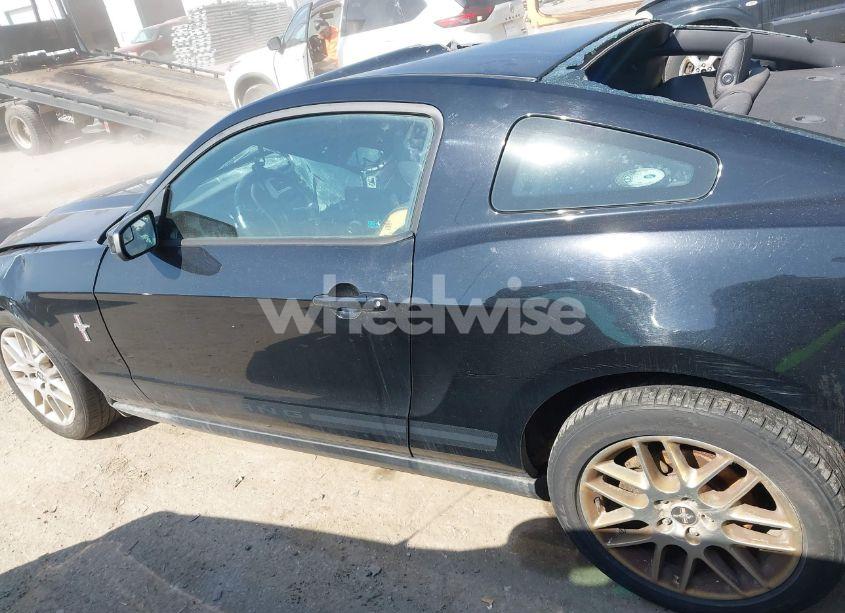 Photo 14 of 2012 Ford Mustang V6 PREMIUM (VIN 1ZVBP8AM5C5221263)