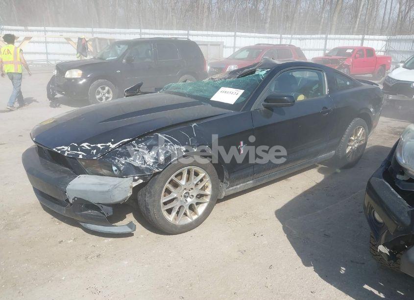 Photo 2 of 2012 Ford Mustang V6 PREMIUM (VIN 1ZVBP8AM5C5221263)