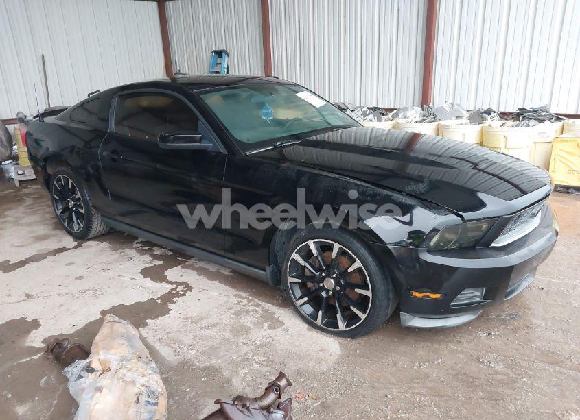 2012 Ford Mustang V6 (VIN 1ZVBP8AM5C5223787) main photo