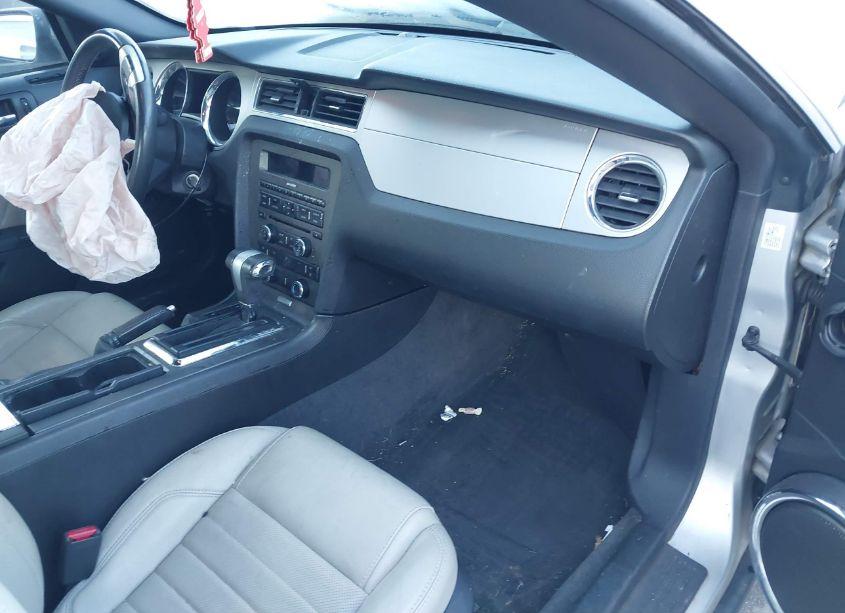 Photo 5 of 2012 Ford Mustang V6 PREMIUM (VIN 1ZVBP8AM5C5233090)