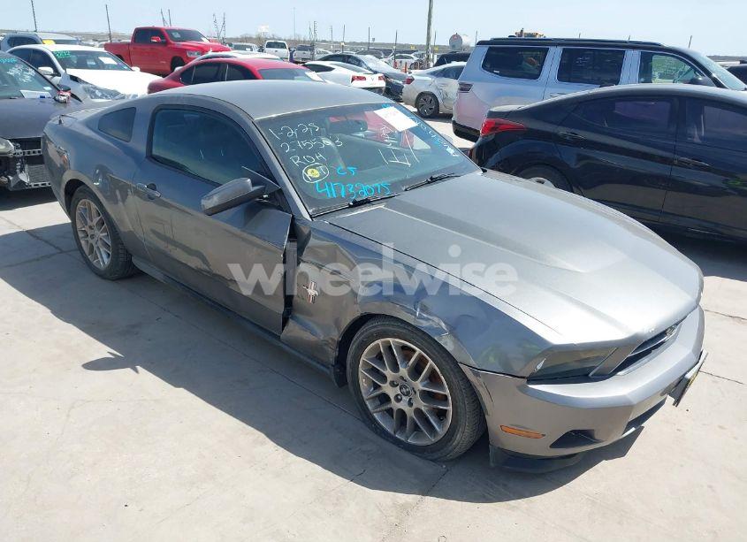 2012 Ford Mustang V6 PREMIUM (VIN 1ZVBP8AM5C5275503) main photo