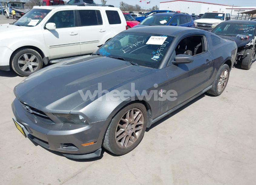 Photo 2 of 2012 Ford Mustang V6 PREMIUM (VIN 1ZVBP8AM5C5275503)