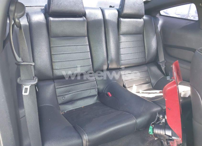 Photo 8 of 2012 Ford Mustang V6 PREMIUM (VIN 1ZVBP8AM5C5275503)