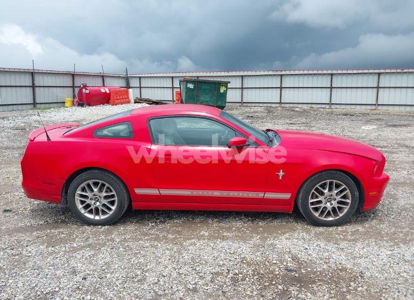 Photo 13 of 2013 Ford Mustang V6 PREMIUM (VIN 1ZVBP8AM5D5211012)
