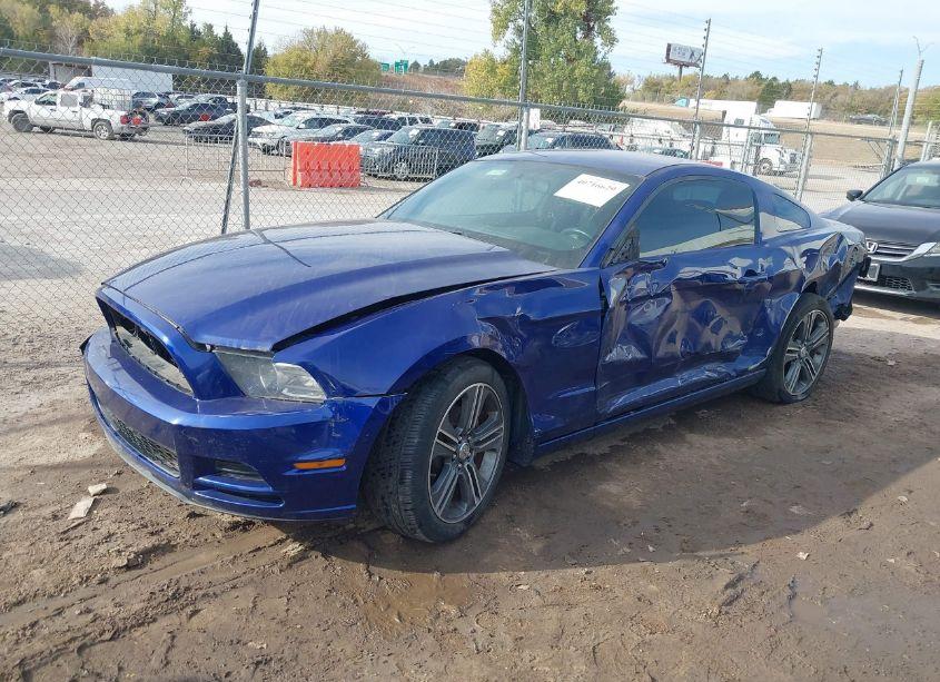 Photo 2 of 2014 Ford Mustang V6 (VIN 1ZVBP8AM5E5203087)