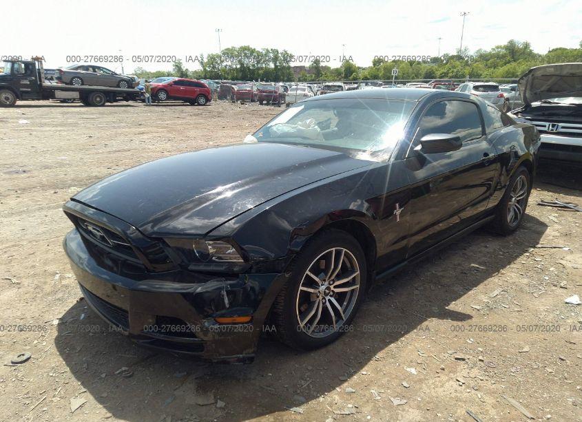 Photo 2 of 2014 Ford Mustang V6 PREMIUM (VIN 1ZVBP8AM5E5230855)