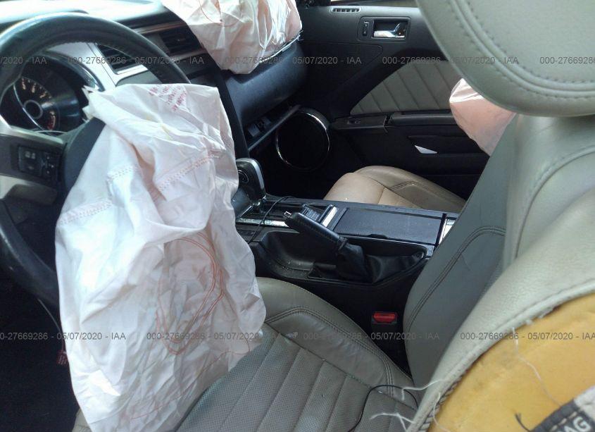 Photo 5 of 2014 Ford Mustang V6 PREMIUM (VIN 1ZVBP8AM5E5230855)