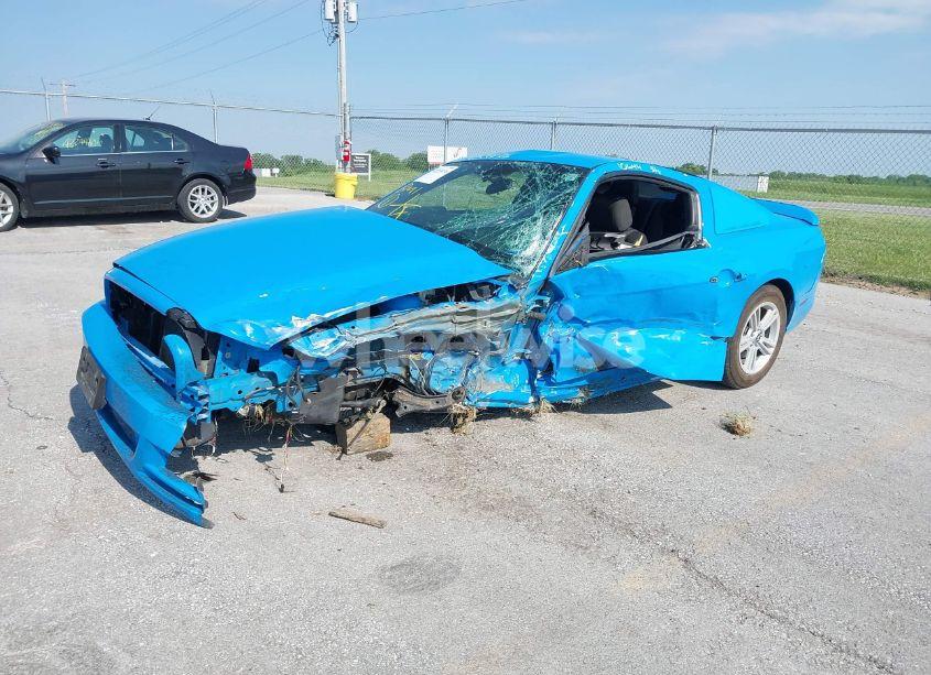 Photo 2 of 2014 Ford Mustang V6 (VIN 1ZVBP8AM5E5250006)