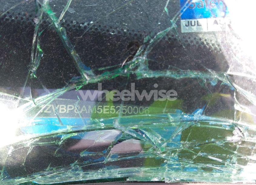 Photo 9 of 2014 Ford Mustang V6 (VIN 1ZVBP8AM5E5250006)