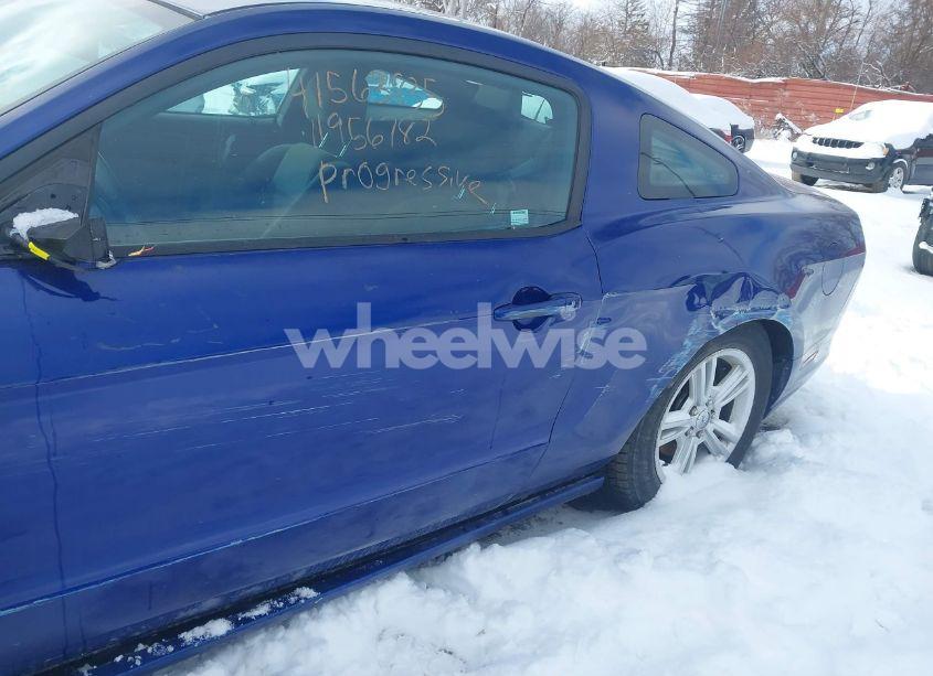 Photo 19 of 2014 Ford Mustang V6 (VIN 1ZVBP8AM5E5284169)