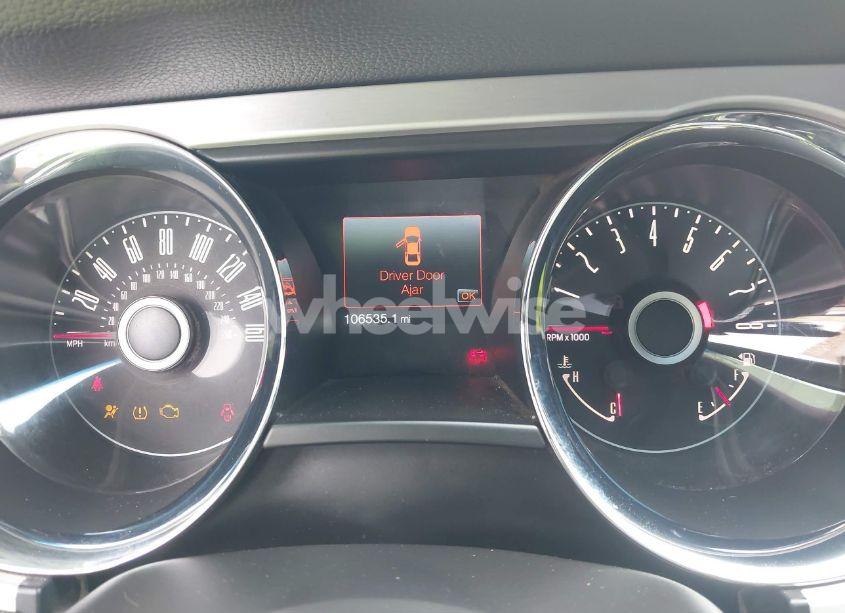 Photo 7 of 2014 Ford Mustang V6 PREMIUM (VIN 1ZVBP8AM5E5304470)