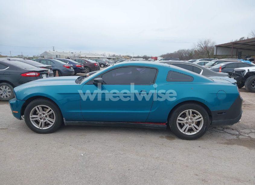 Photo 14 of 2011 Ford Mustang V6 (VIN 1ZVBP8AM6B5125141)