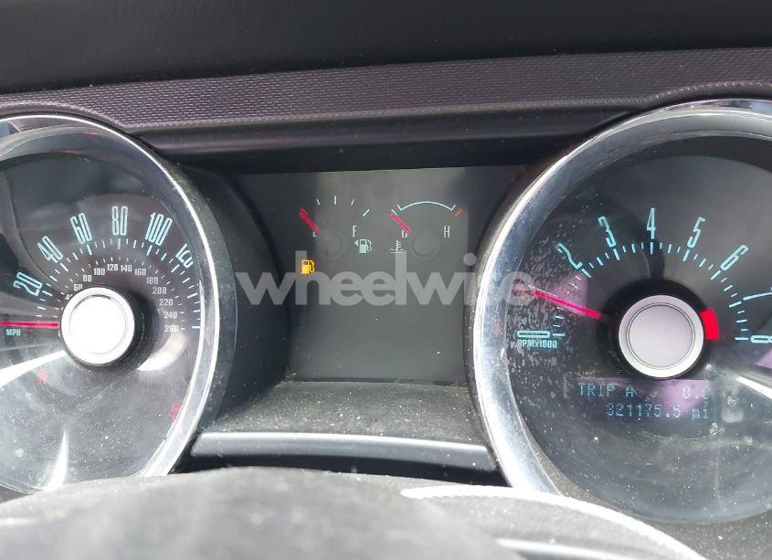 Photo 7 of 2011 Ford Mustang V6 (VIN 1ZVBP8AM6B5125141)