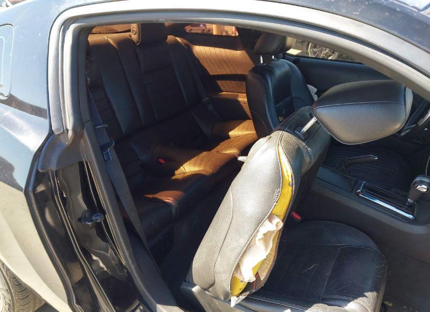 Photo 8 of 2011 Ford Mustang V6 PREMIUM (VIN 1ZVBP8AM6B5149861)