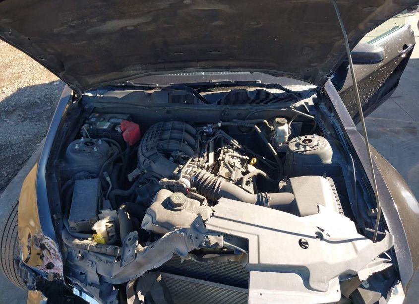 Photo 10 of 2011 Ford Mustang V6 (VIN 1ZVBP8AM6B5169821)