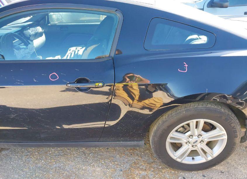 Photo 20 of 2011 Ford Mustang V6 (VIN 1ZVBP8AM6B5169821)