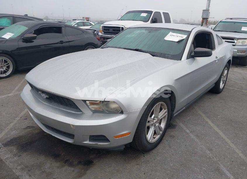 Photo 2 of 2012 Ford Mustang V6 (VIN 1ZVBP8AM6C5207372)