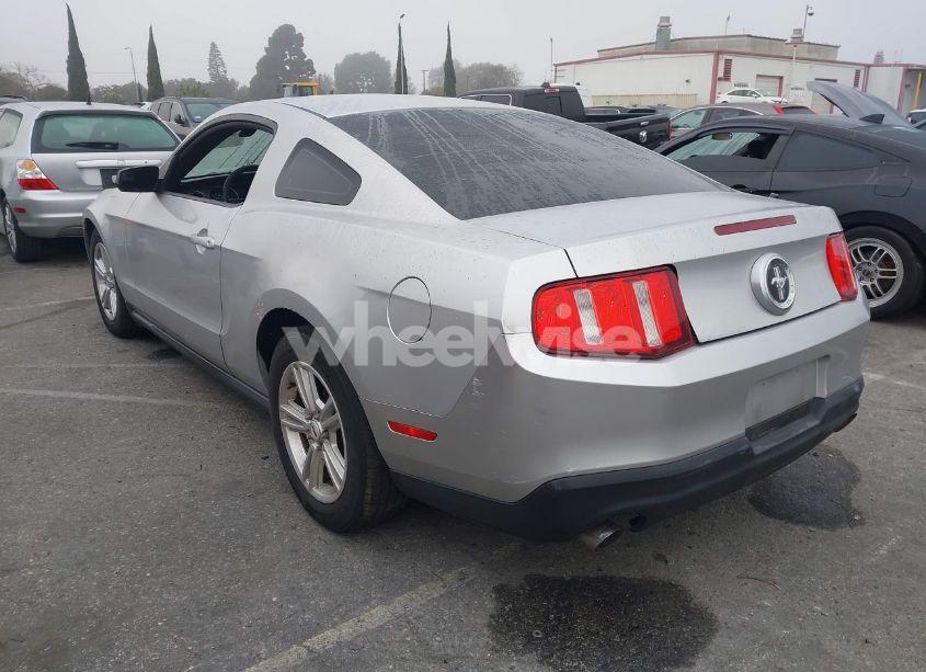 Photo 3 of 2012 Ford Mustang V6 (VIN 1ZVBP8AM6C5207372)