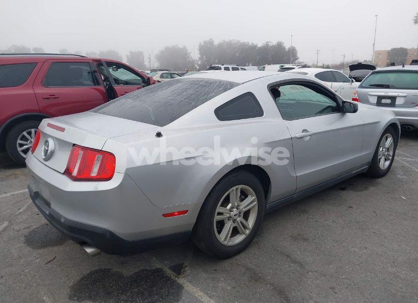 Photo 4 of 2012 Ford Mustang V6 (VIN 1ZVBP8AM6C5207372)