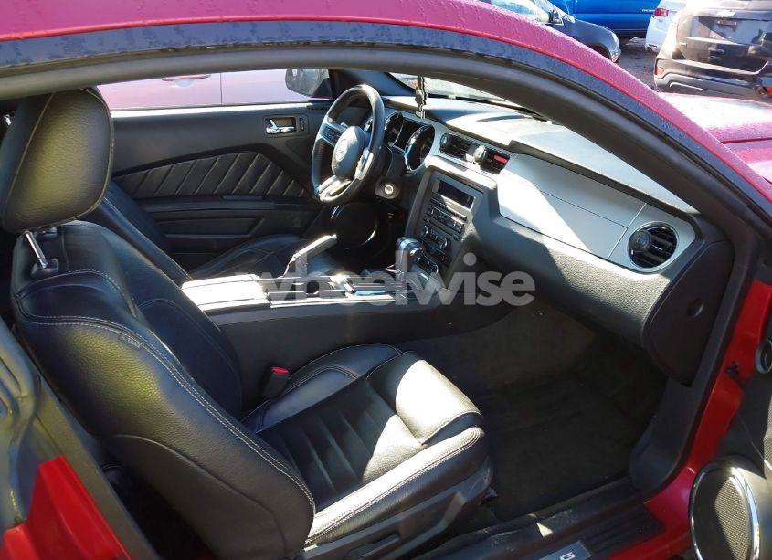 Photo 5 of 2012 Ford Mustang V6 PREMIUM (VIN 1ZVBP8AM6C5226326)