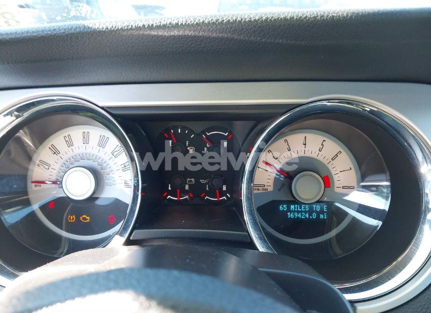 Photo 7 of 2012 Ford Mustang V6 PREMIUM (VIN 1ZVBP8AM6C5226326)
