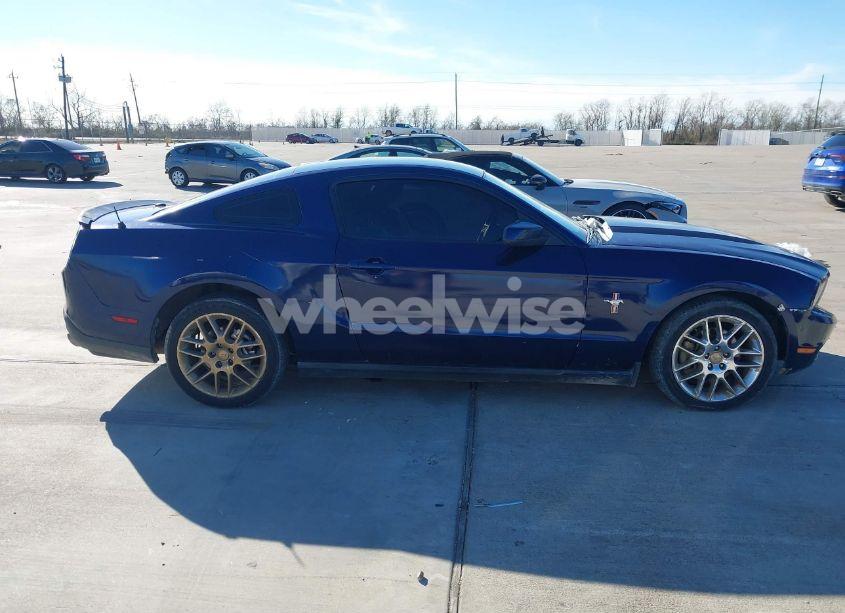 Photo 13 of 2012 Ford Mustang V6 PREMIUM (VIN 1ZVBP8AM6C5233342)