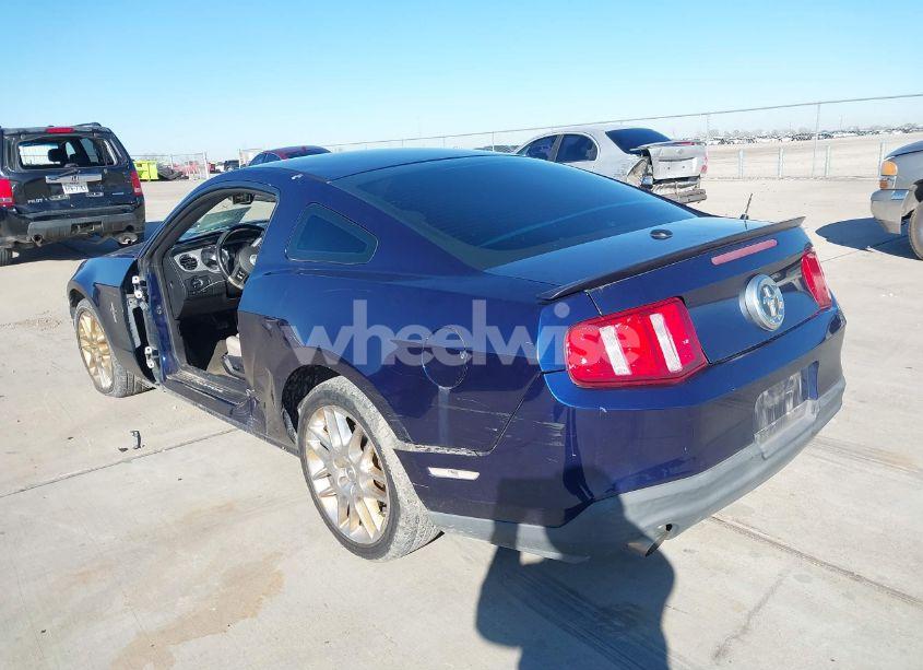 Photo 3 of 2012 Ford Mustang V6 PREMIUM (VIN 1ZVBP8AM6C5233342)