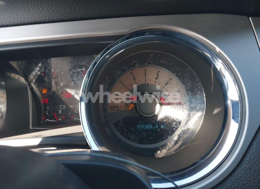 Photo 7 of 2012 Ford Mustang V6 PREMIUM (VIN 1ZVBP8AM6C5233342)