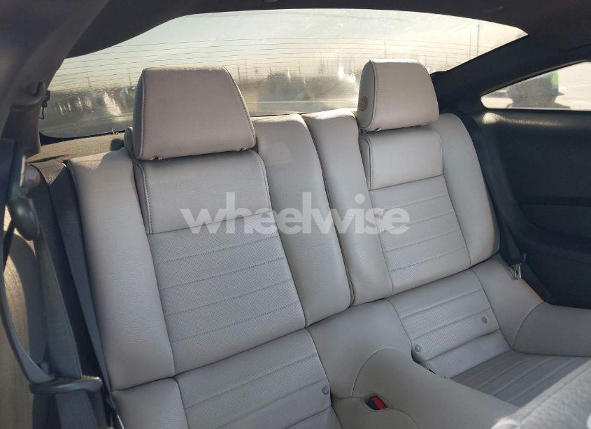 Photo 8 of 2012 Ford Mustang V6 PREMIUM (VIN 1ZVBP8AM6C5233342)