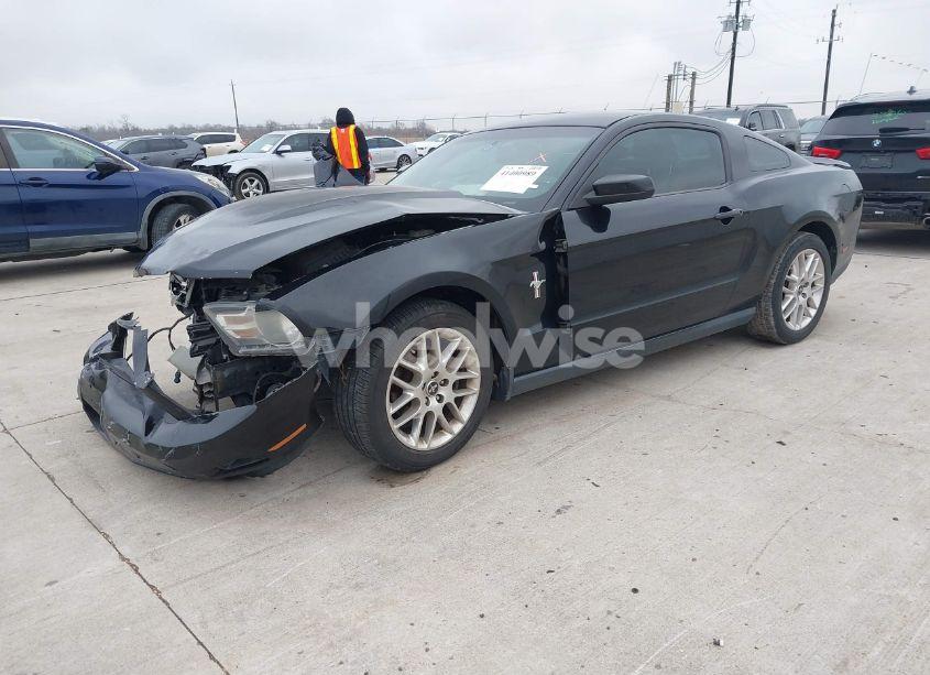 Photo 2 of 2012 Ford Mustang V6 PREMIUM (VIN 1ZVBP8AM6C5237620)