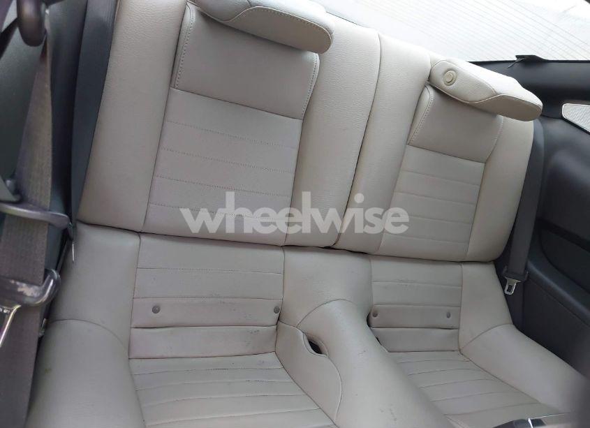 Photo 8 of 2012 Ford Mustang V6 PREMIUM (VIN 1ZVBP8AM6C5237620)