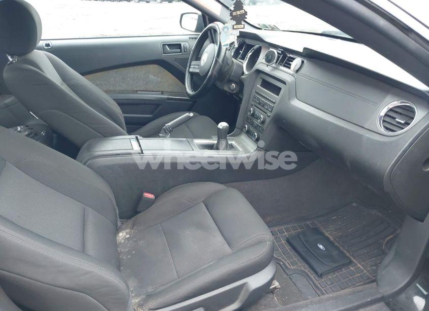 Photo 5 of 2012 Ford Mustang V6 (VIN 1ZVBP8AM6C5258046)