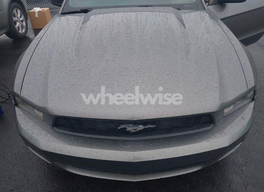 Photo 6 of 2012 Ford Mustang V6 (VIN 1ZVBP8AM6C5260086)