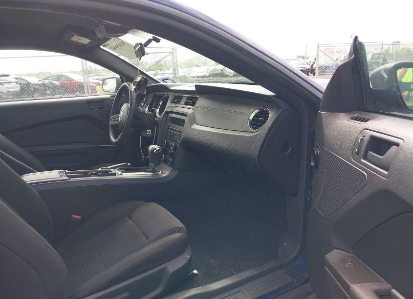 Photo 5 of 2012 Ford Mustang V6 (VIN 1ZVBP8AM6C5264865)