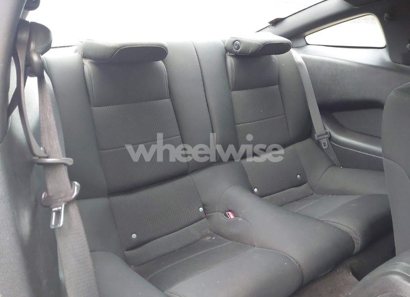 Photo 8 of 2013 Ford Mustang V6 (VIN 1ZVBP8AM6D5253611)