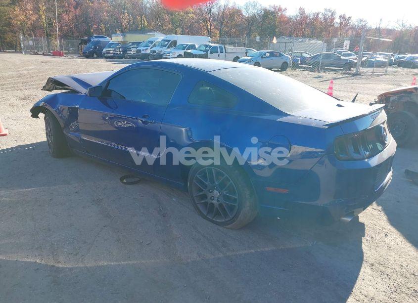 Photo 3 of 2013 Ford Mustang V6 PREMIUM (VIN 1ZVBP8AM6D5273843)