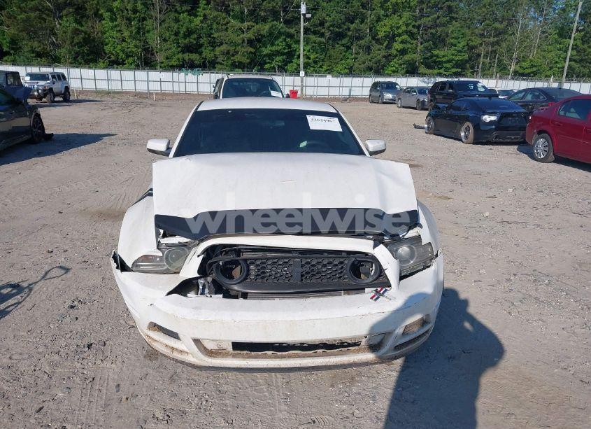 Photo 6 of 2013 Ford Mustang V6 (VIN 1ZVBP8AM6D5275978)