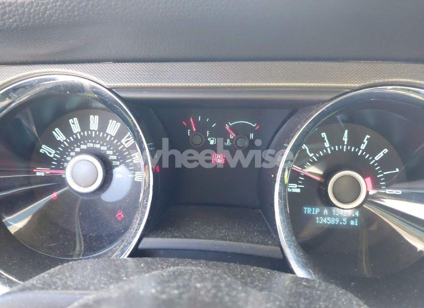 Photo 7 of 2013 Ford Mustang V6 (VIN 1ZVBP8AM6D5275978)