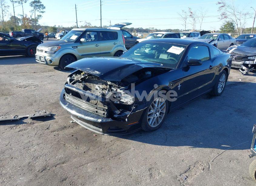 Photo 2 of 2014 Ford Mustang V6 PREMIUM (VIN 1ZVBP8AM6E5200490)