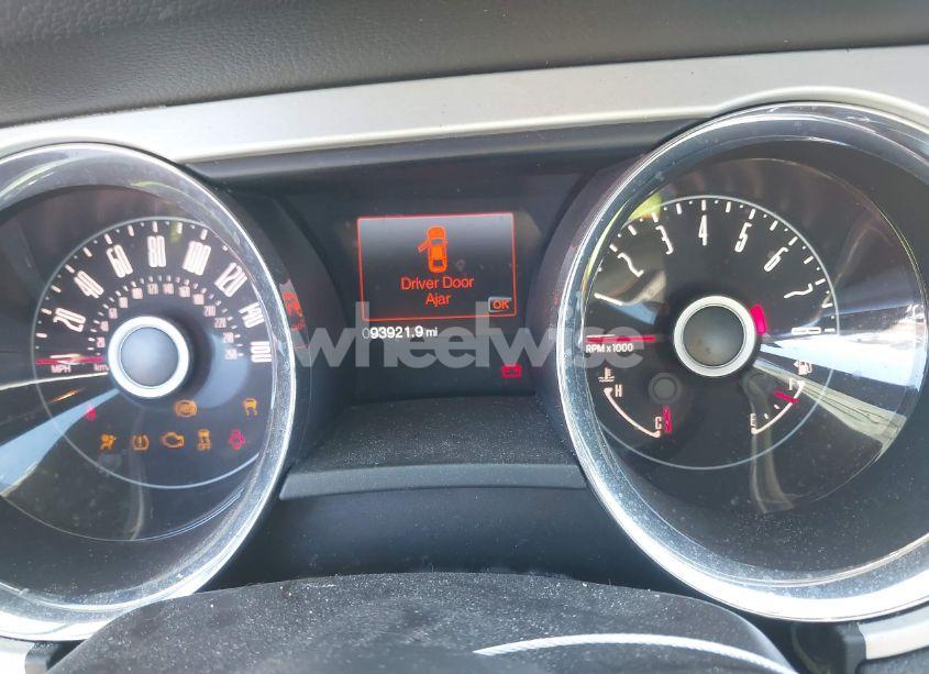 Photo 7 of 2014 Ford Mustang V6 PREMIUM (VIN 1ZVBP8AM6E5200490)